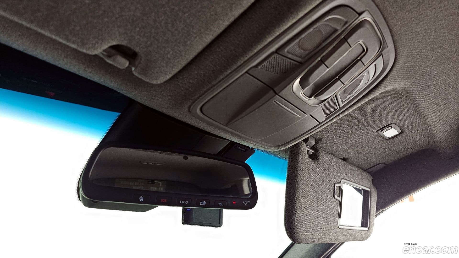 Main__Slider__Photo:Santafe Hyundai 2018.6-19