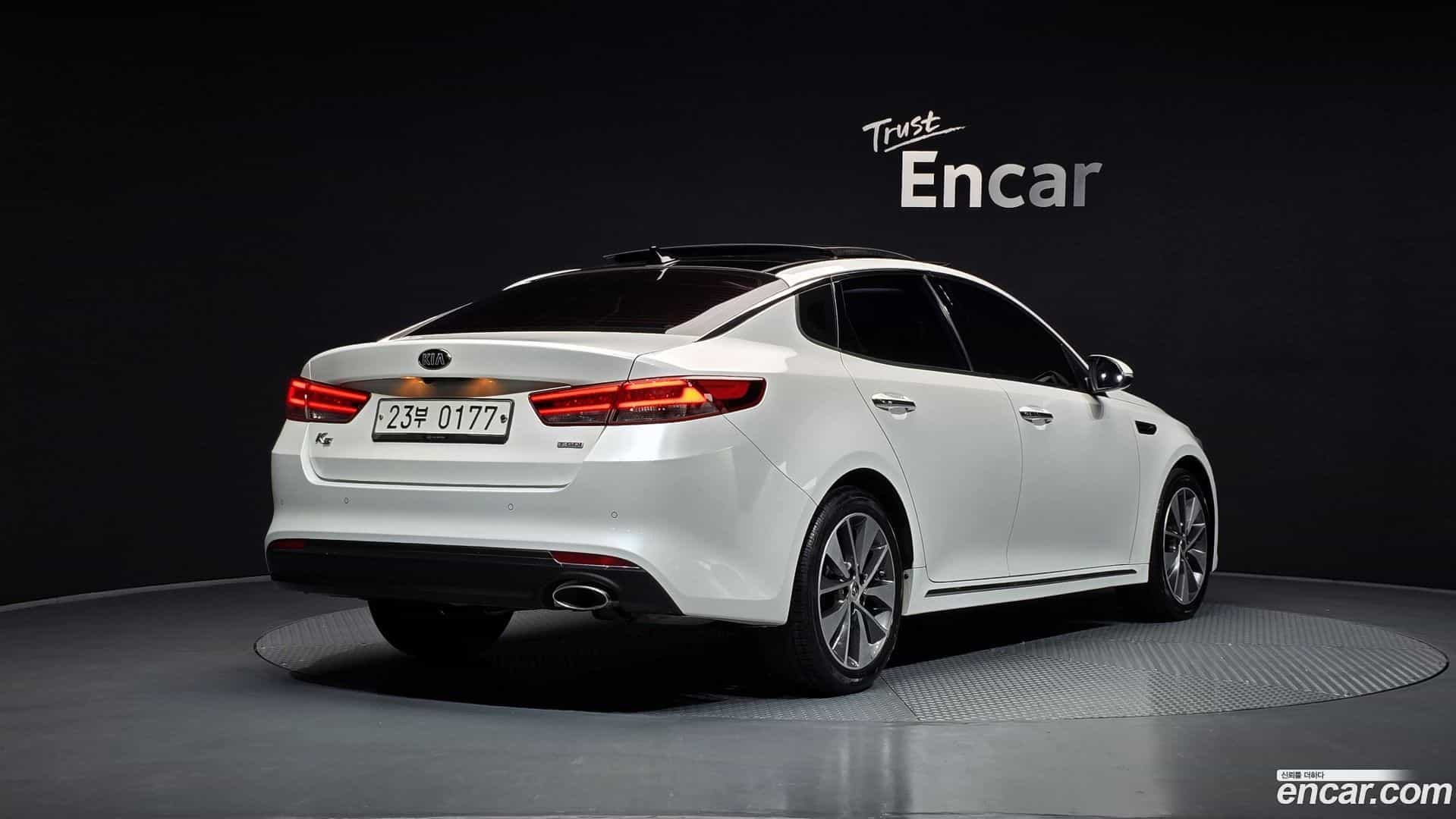 K5 Kia 2015.11-OUTER-002