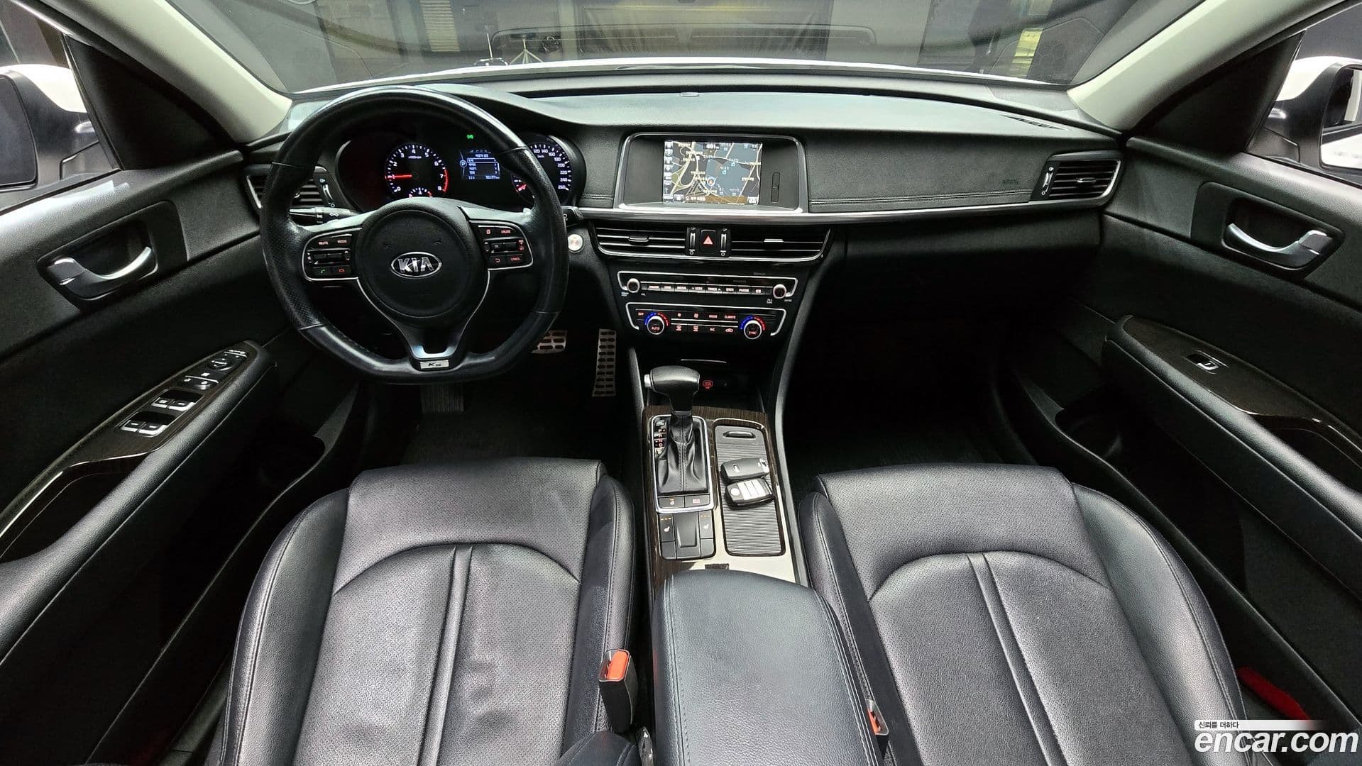 Main__Slider__Photo:K5 Kia 2015.11-6