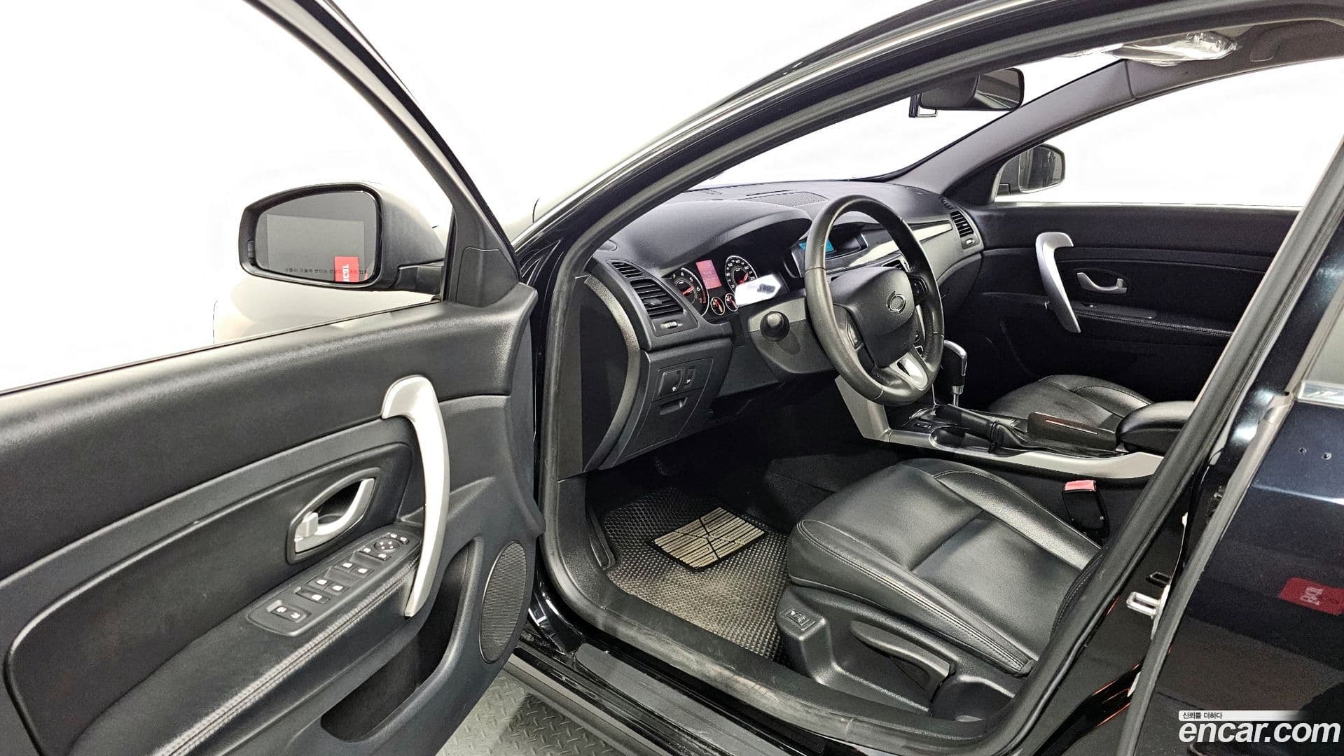 Main__Slider__Photo:SM5 Renault-KoreaSamsung 2015.11-9