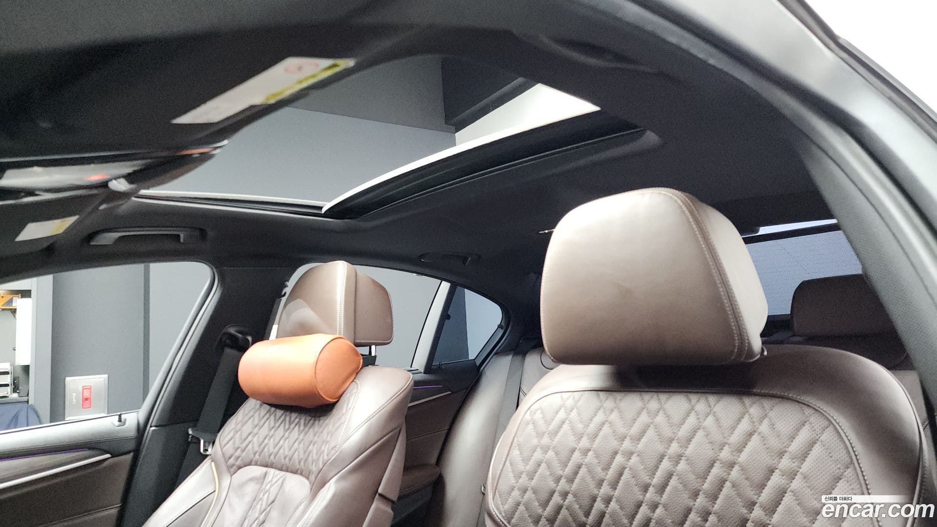 Main__Slider__Photo:5-Series BMW 2018.2-17