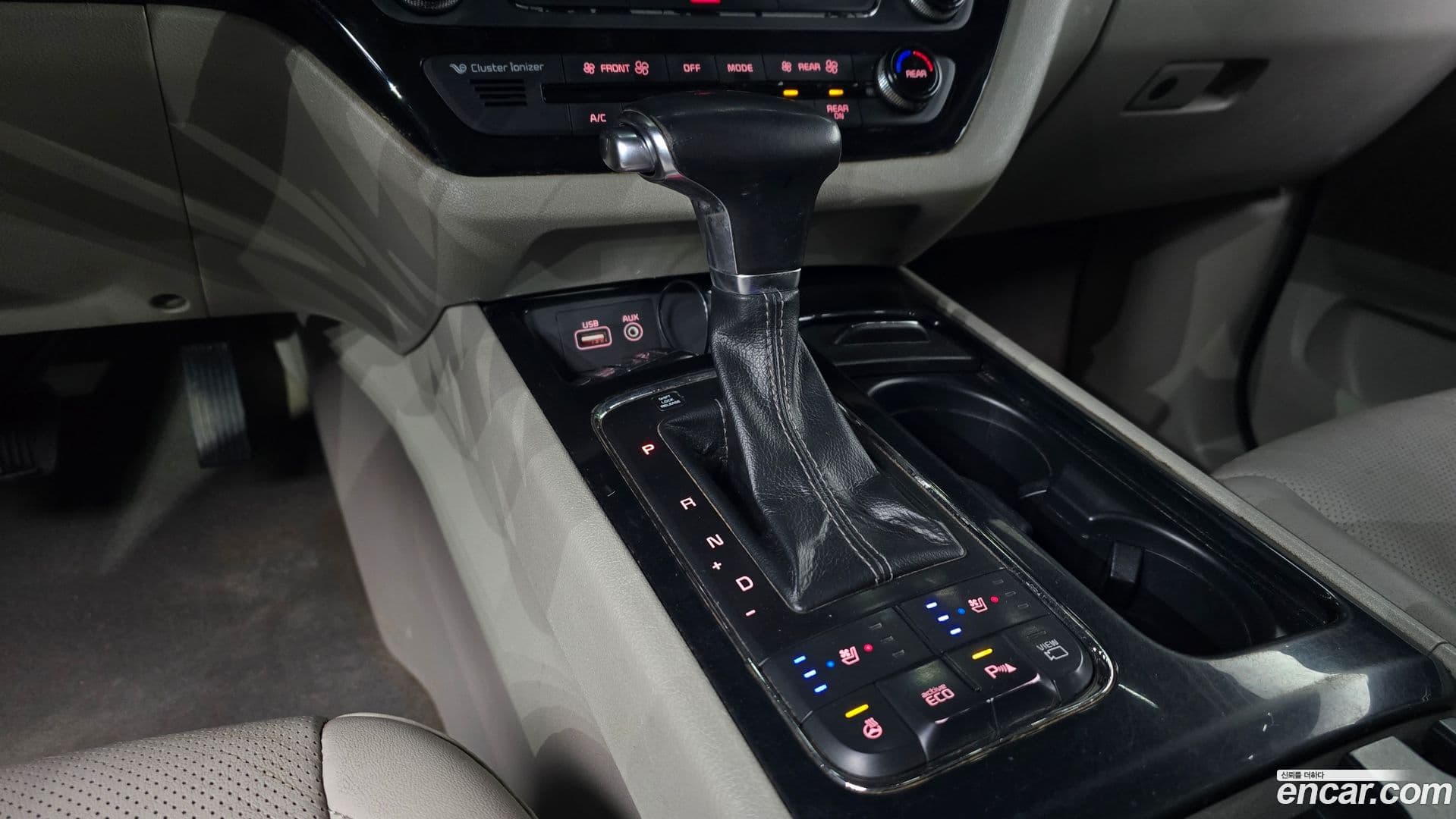 Main__Slider__Photo:Canival Kia 2018.0-8