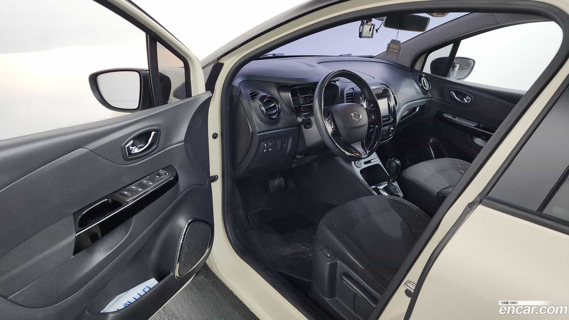 QM3 Renault-KoreaSamsung 2014.11-INNER-010