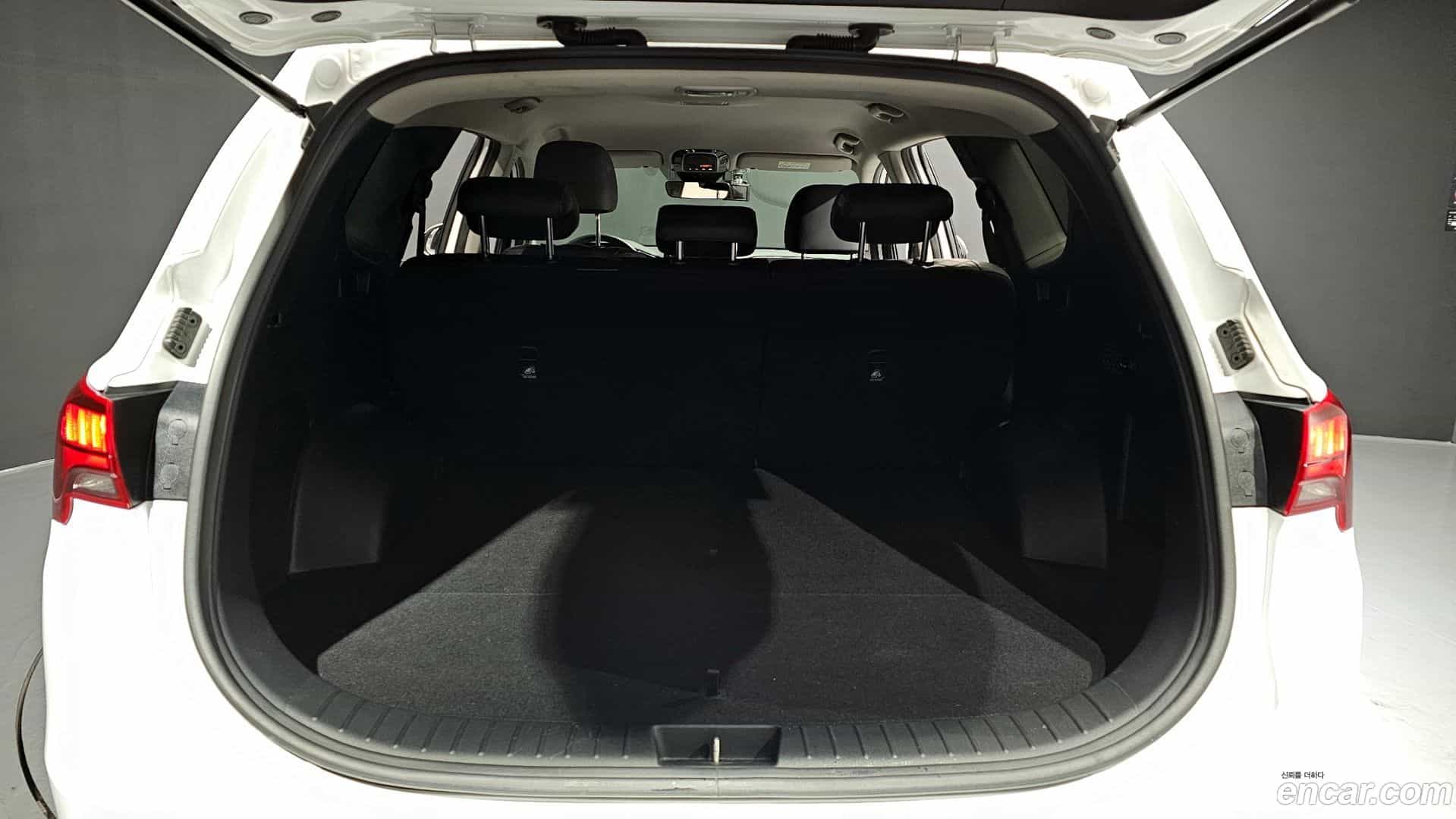 Santafe Hyundai 2021.1-OPTION-024