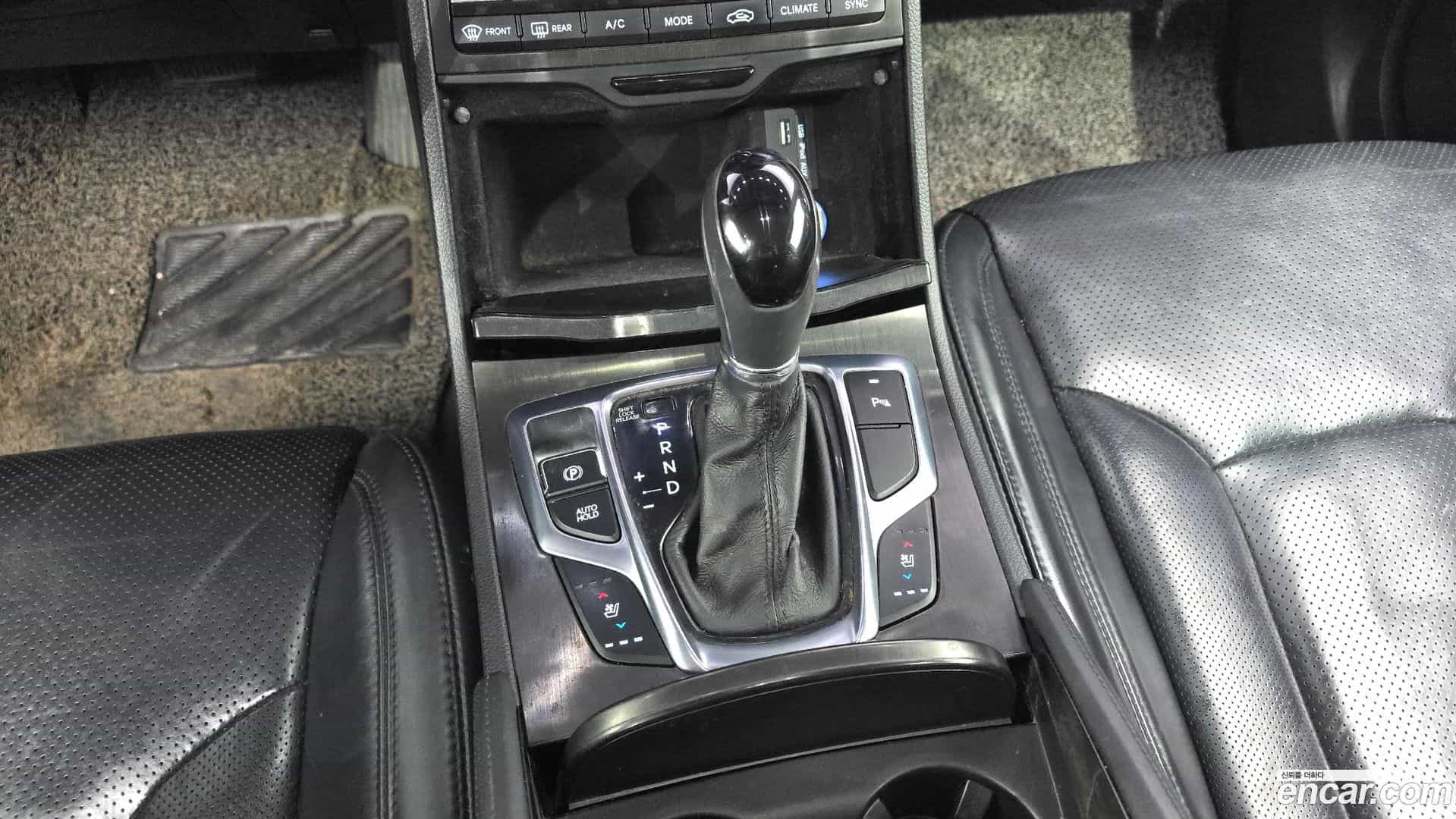Grandeur Hyundai 2016.7-INNER-009