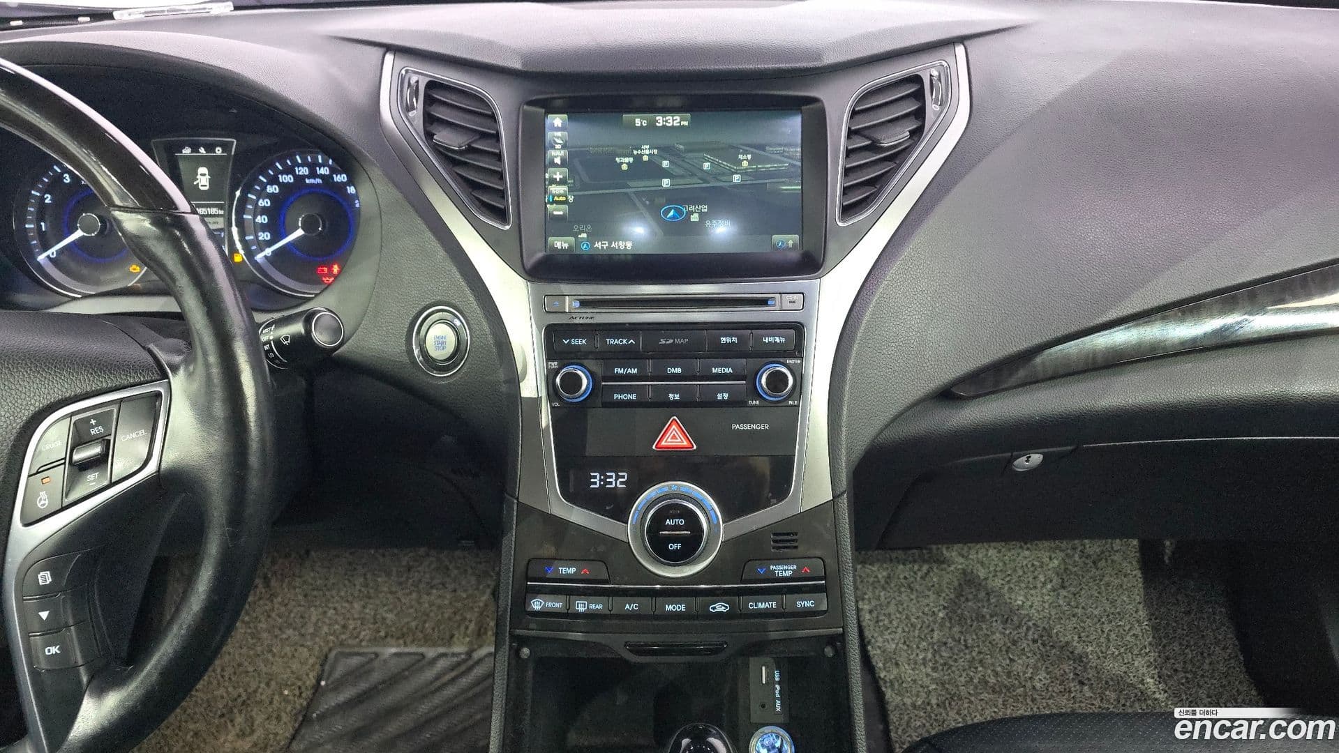 Main__Slider__Photo:Grandeur Hyundai 2016.7-13