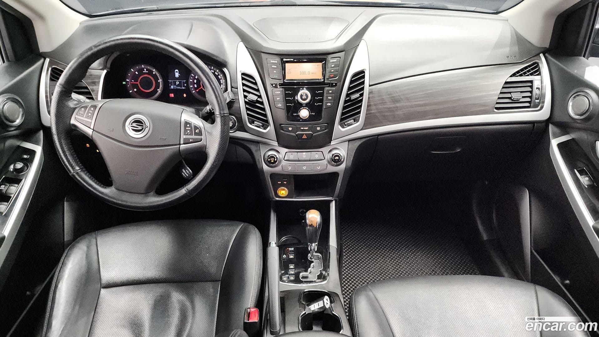 Main__Slider__Photo:KORANDO KG_Mobility_Ssangyong 2016.2-6