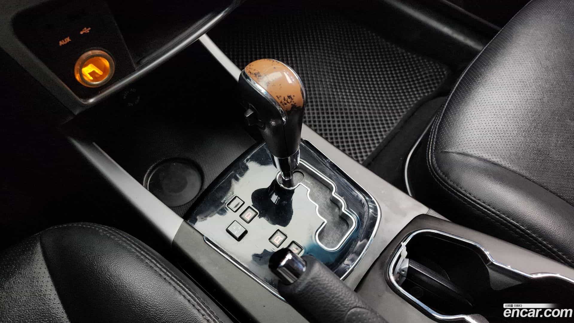 KORANDO KG_Mobility_Ssangyong 2016.2-INNER-009