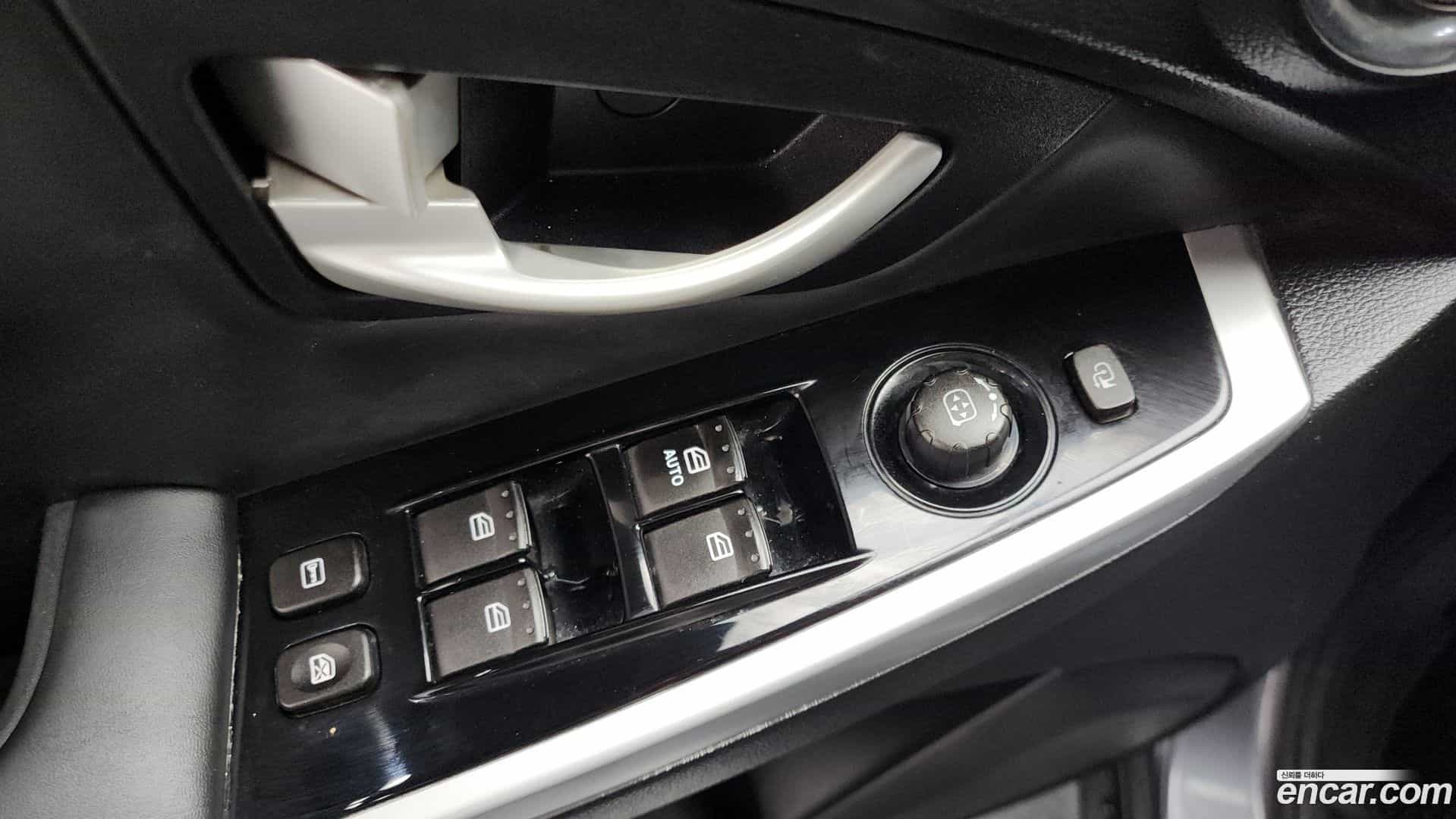 KORANDO KG_Mobility_Ssangyong 2016.2-OPTION-020