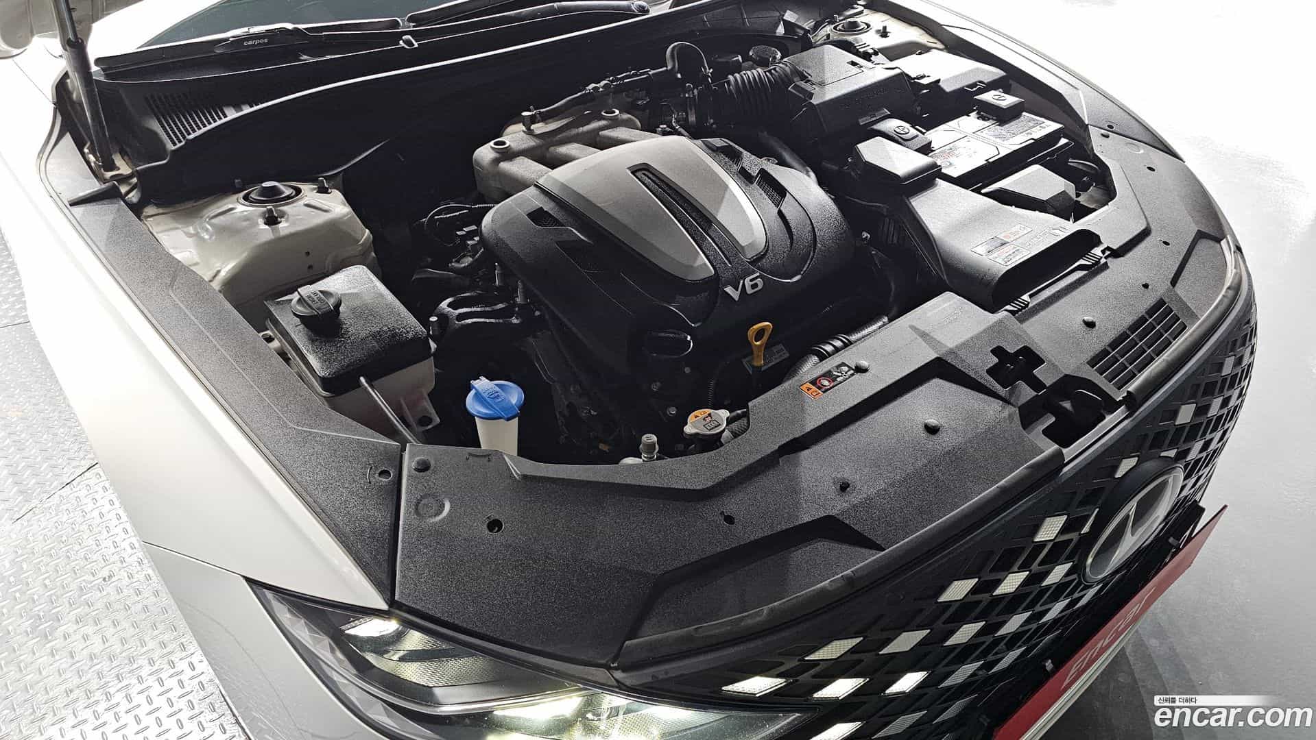 Grandeur Hyundai 2022.1-INNER-006