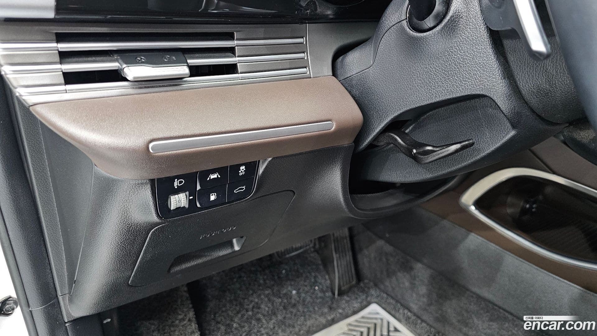 Main__Slider__Photo:Grandeur Hyundai 2022.1-13