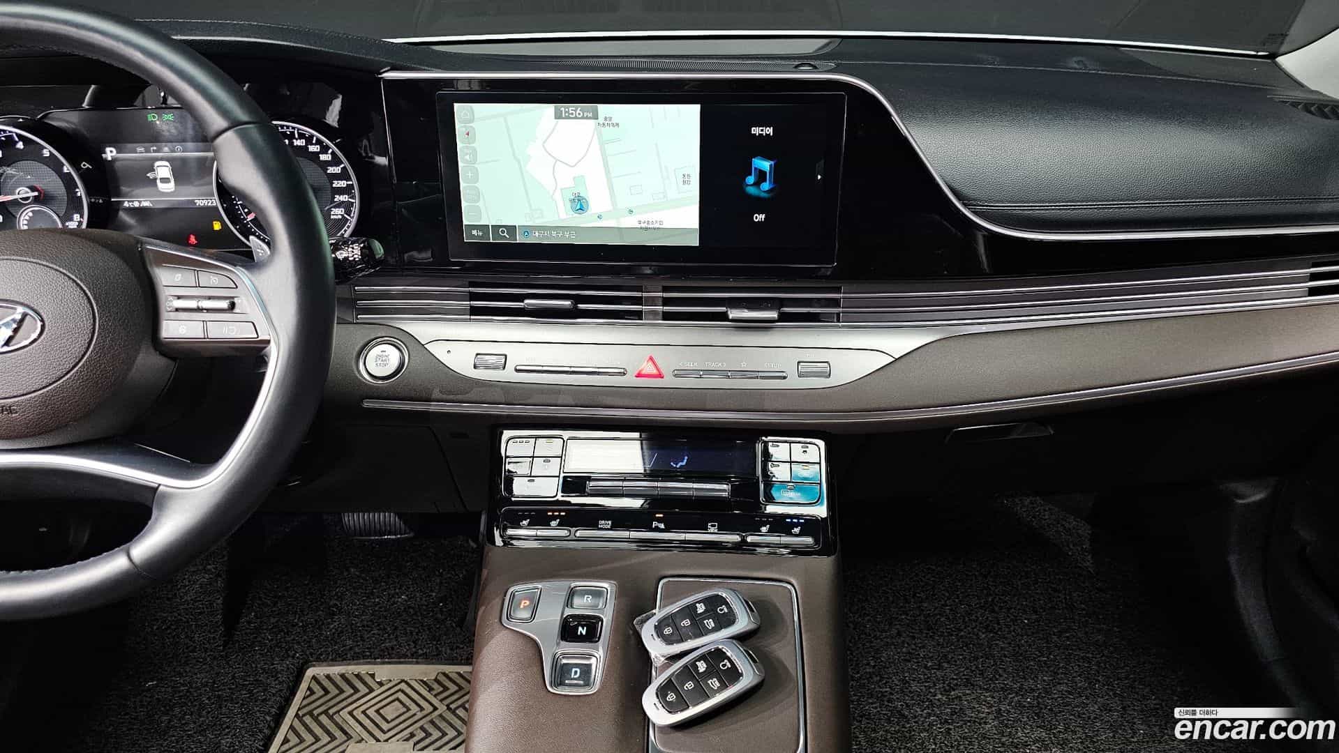 Grandeur Hyundai 2022.1-OPTION-020