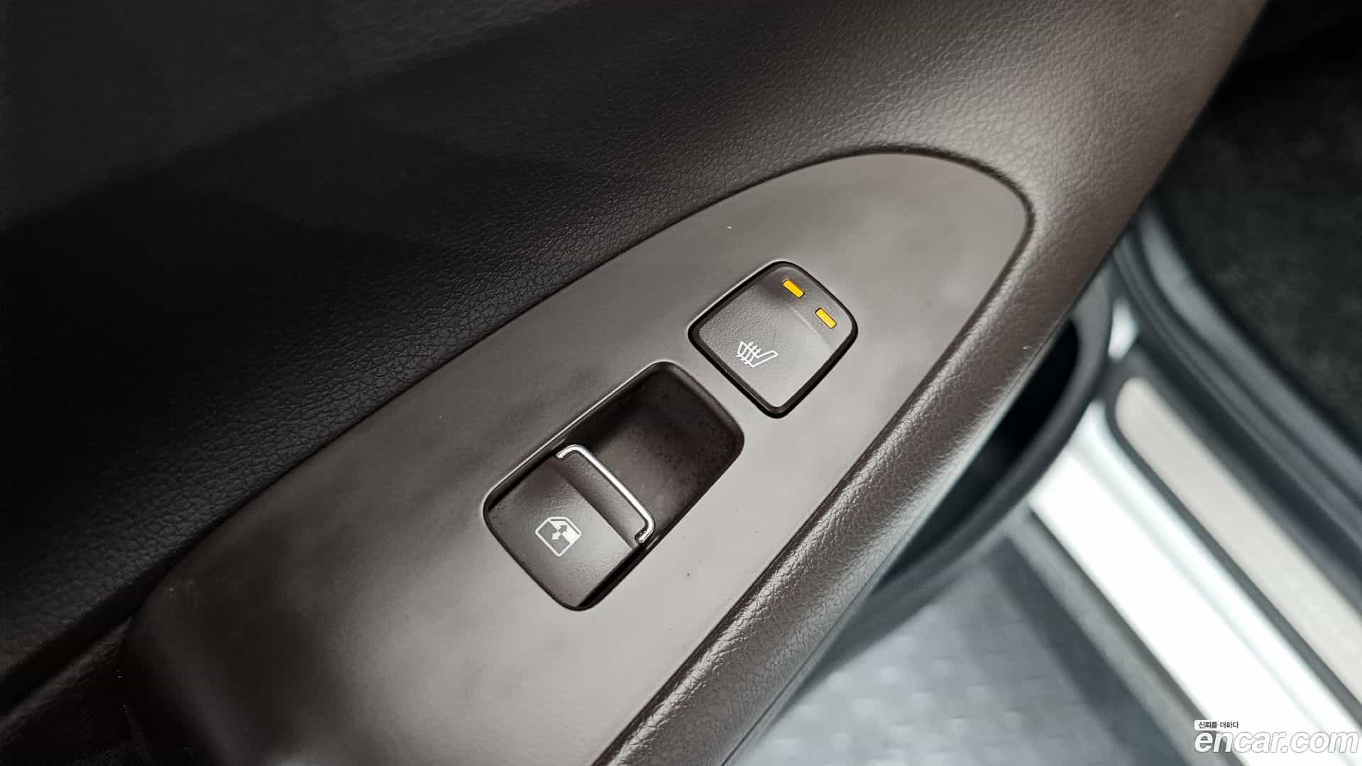 Grandeur Hyundai 2022.1-OPTION-022