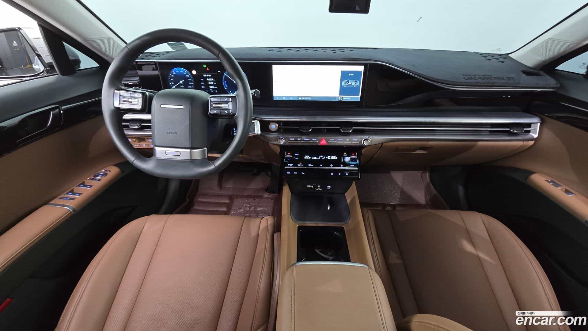 Grandeur Hyundai 2023.3-INNER-007