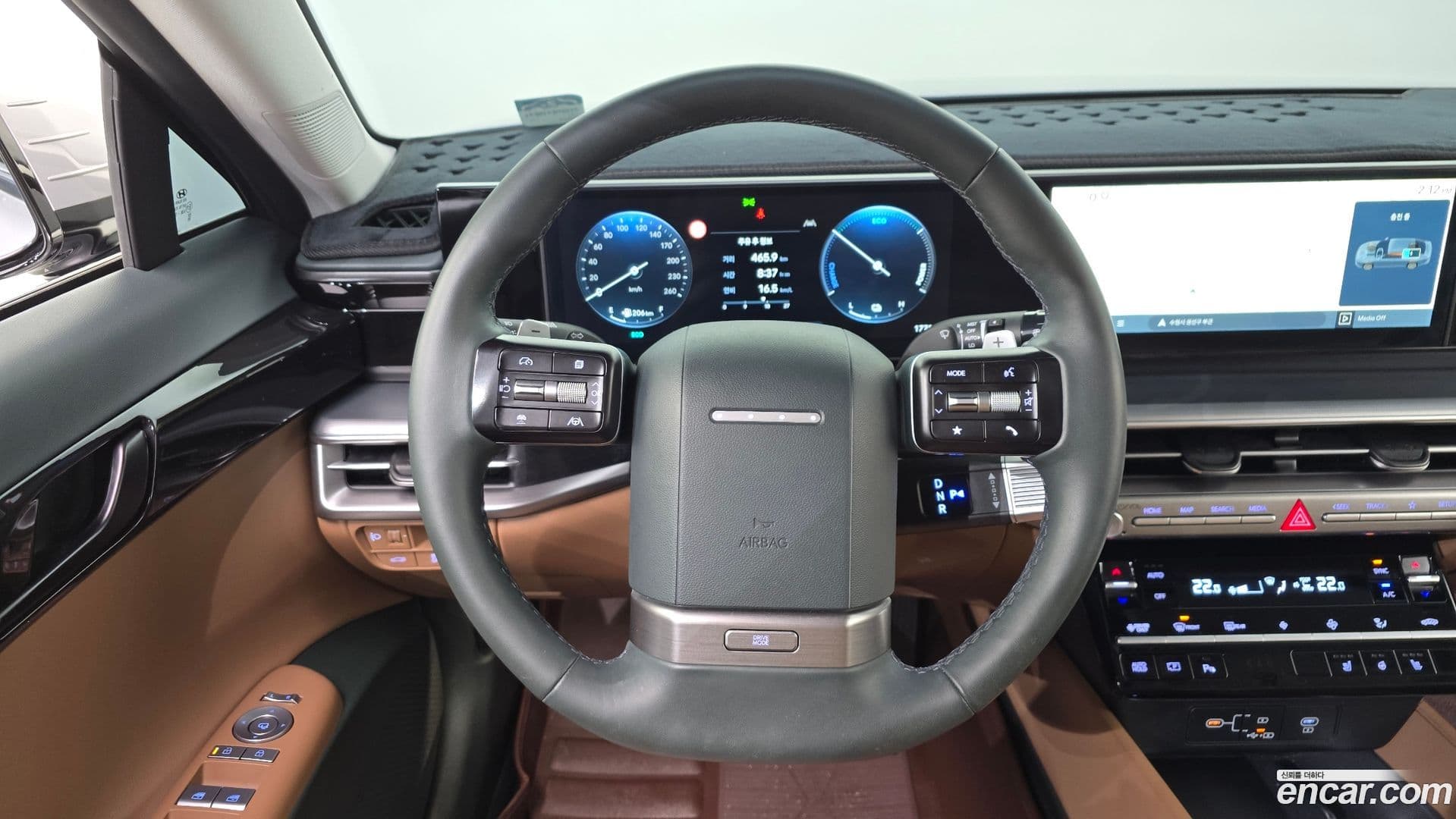 Main__Slider__Photo:Grandeur Hyundai 2023.3-12