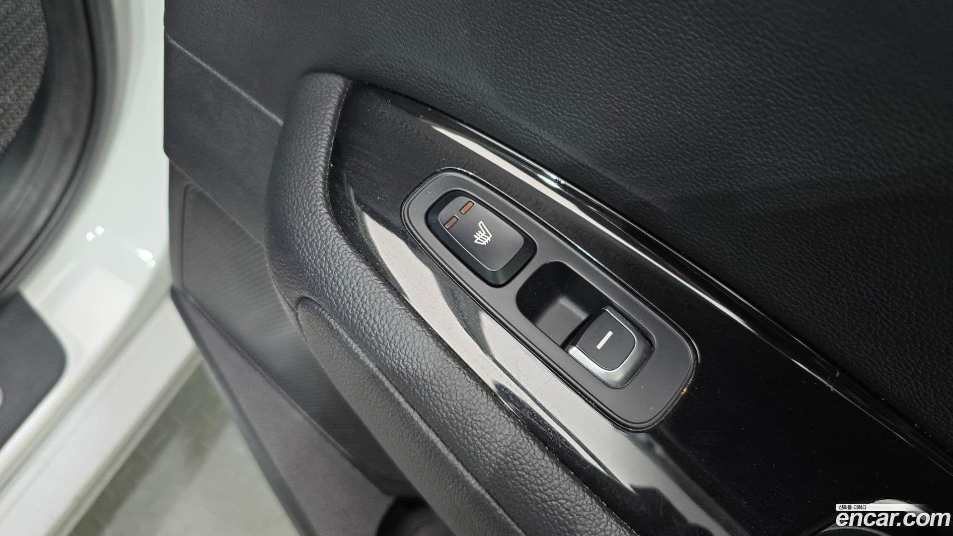 Main__Slider__Photo:K5 Kia 2016.9-17