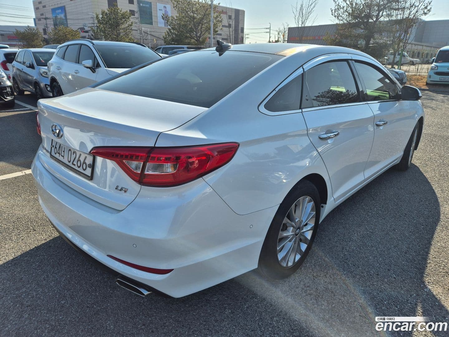 Main__Slider__Photo:Sonata Hyundai 2016.4-3