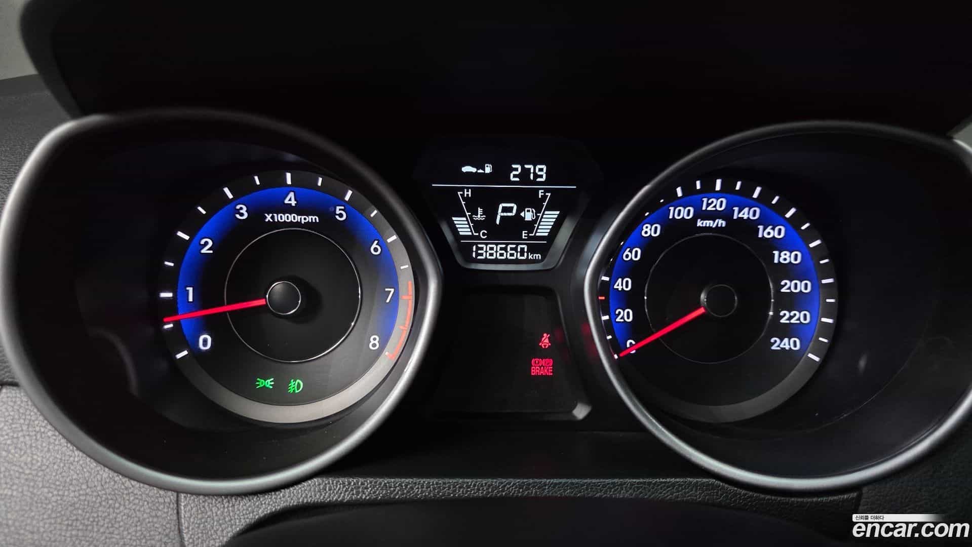 AVANTE Hyundai 2015.7-INNER-008