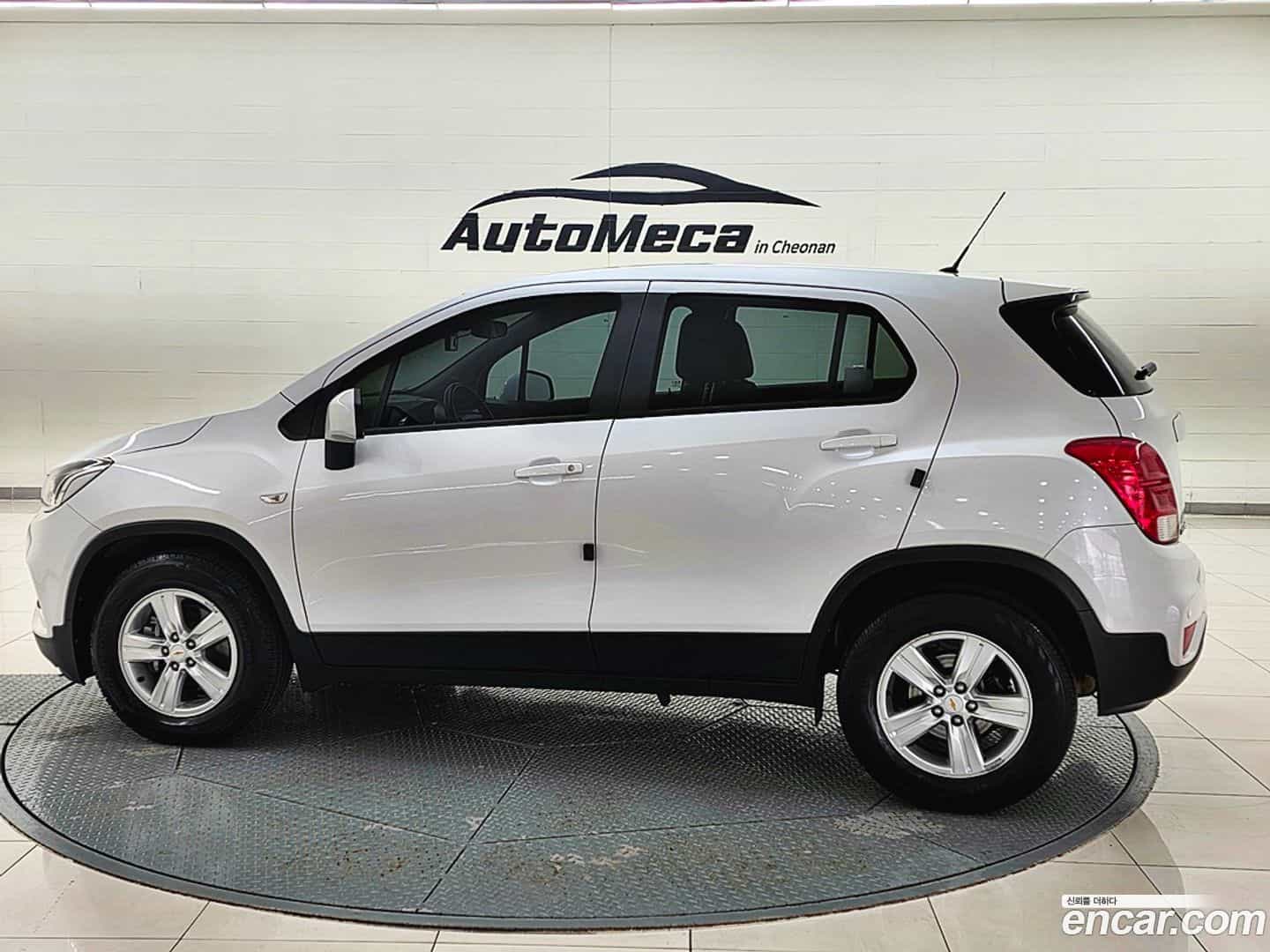 Trax ChevroletGMDaewoo 2016.10-INNER-007