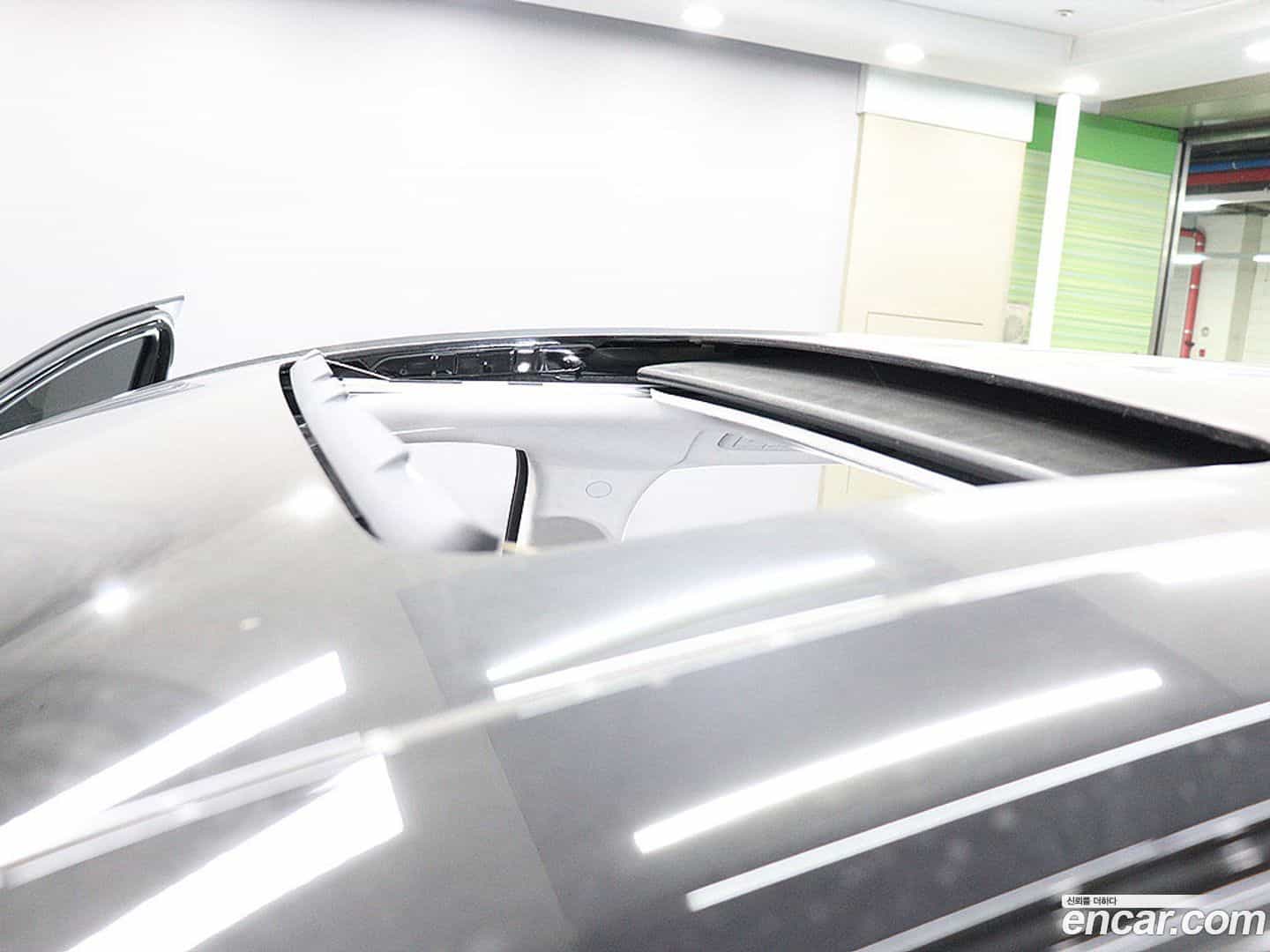 Staria Hyundai 2025.0-OPTION-016