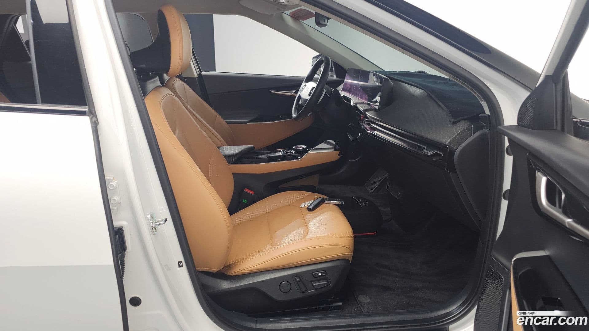 Main__Slider__Photo:EV6 Kia 2021.8-11