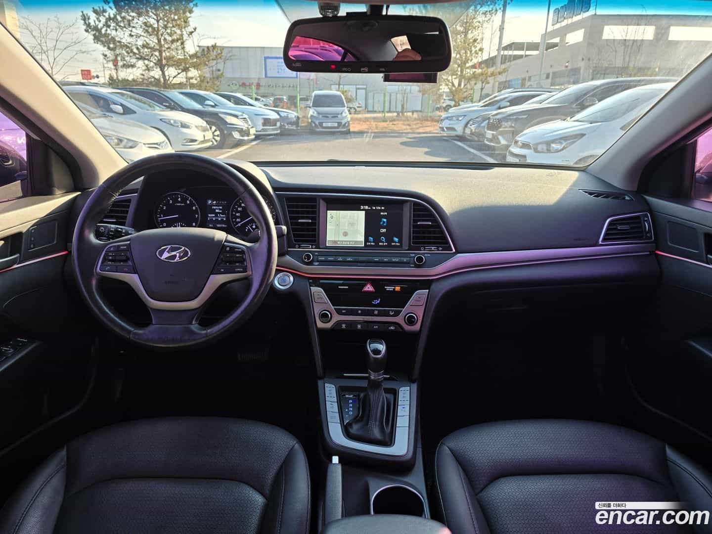 AVANTE Hyundai 2017.4-INNER-007