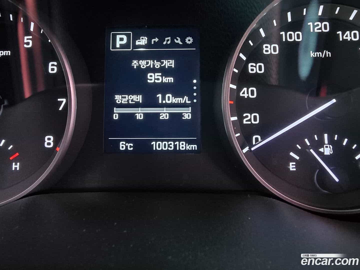 AVANTE Hyundai 2017.4-INNER-008