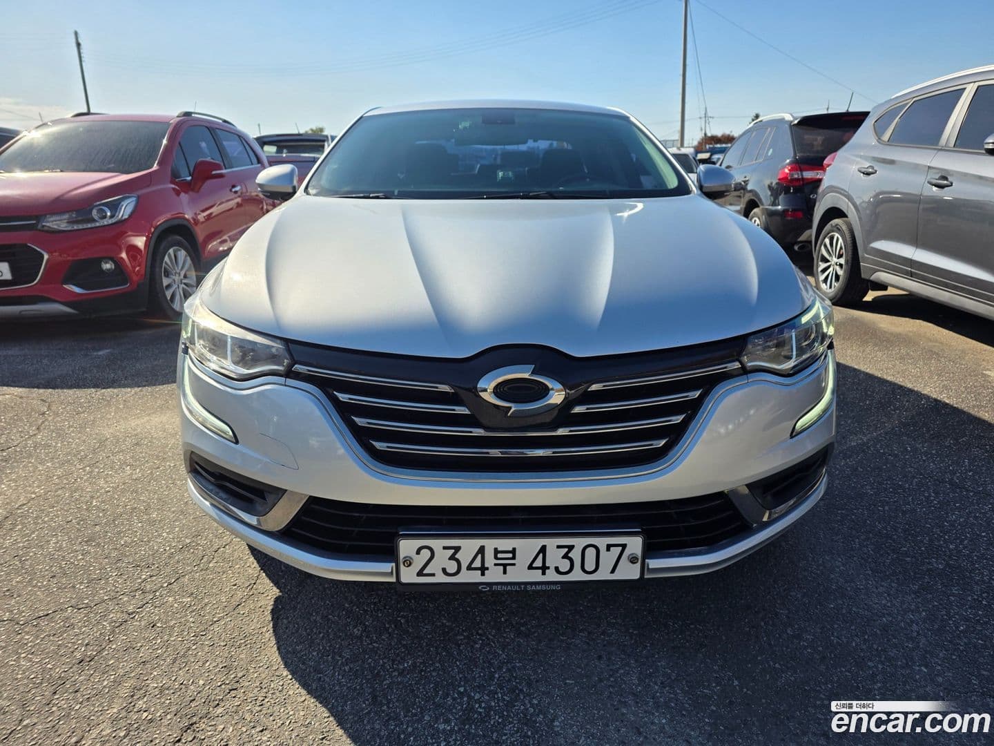 Main__Slider__Photo:SM6 Renault-KoreaSamsung 2019.3-2