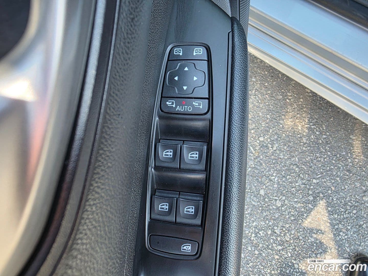 Main__Slider__Photo:SM6 Renault-KoreaSamsung 2019.3-10