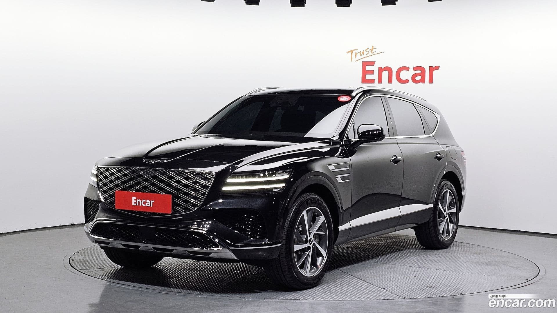 Main__Slider__Photo:GV80 Genesis 2025.2-0