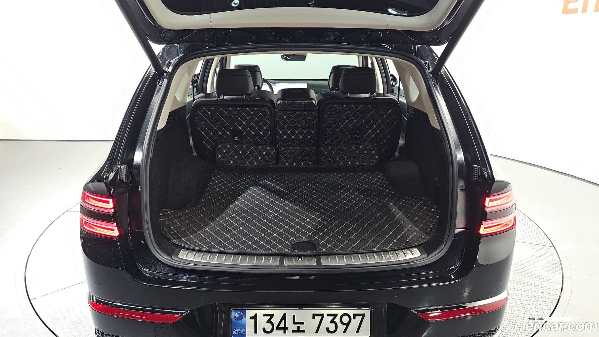 Main__Slider__Photo:GV80 Genesis 2025.2-18