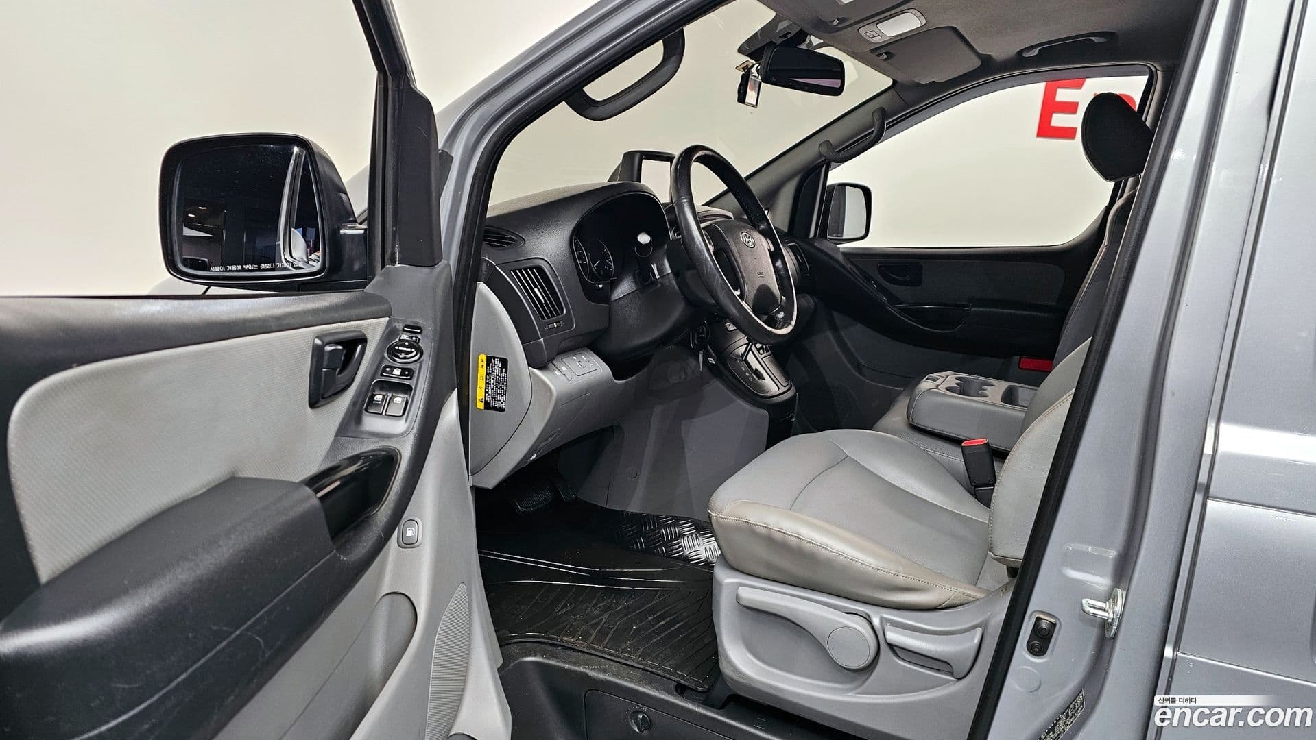 Main__Slider__Photo:Starex Hyundai 2016.3-10