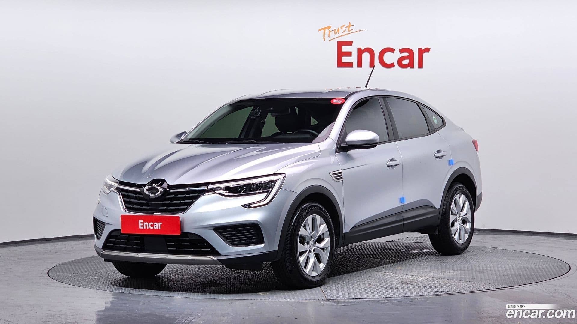 Main__Slider__Photo:XM3 Renault-KoreaSamsung 2021.3-0