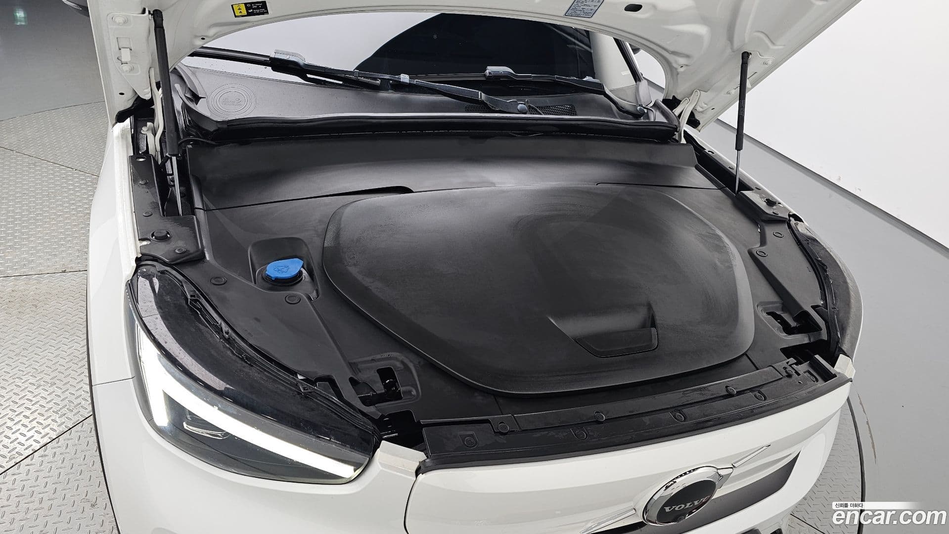 Main__Slider__Photo:C40 Volvo 2022.8-5