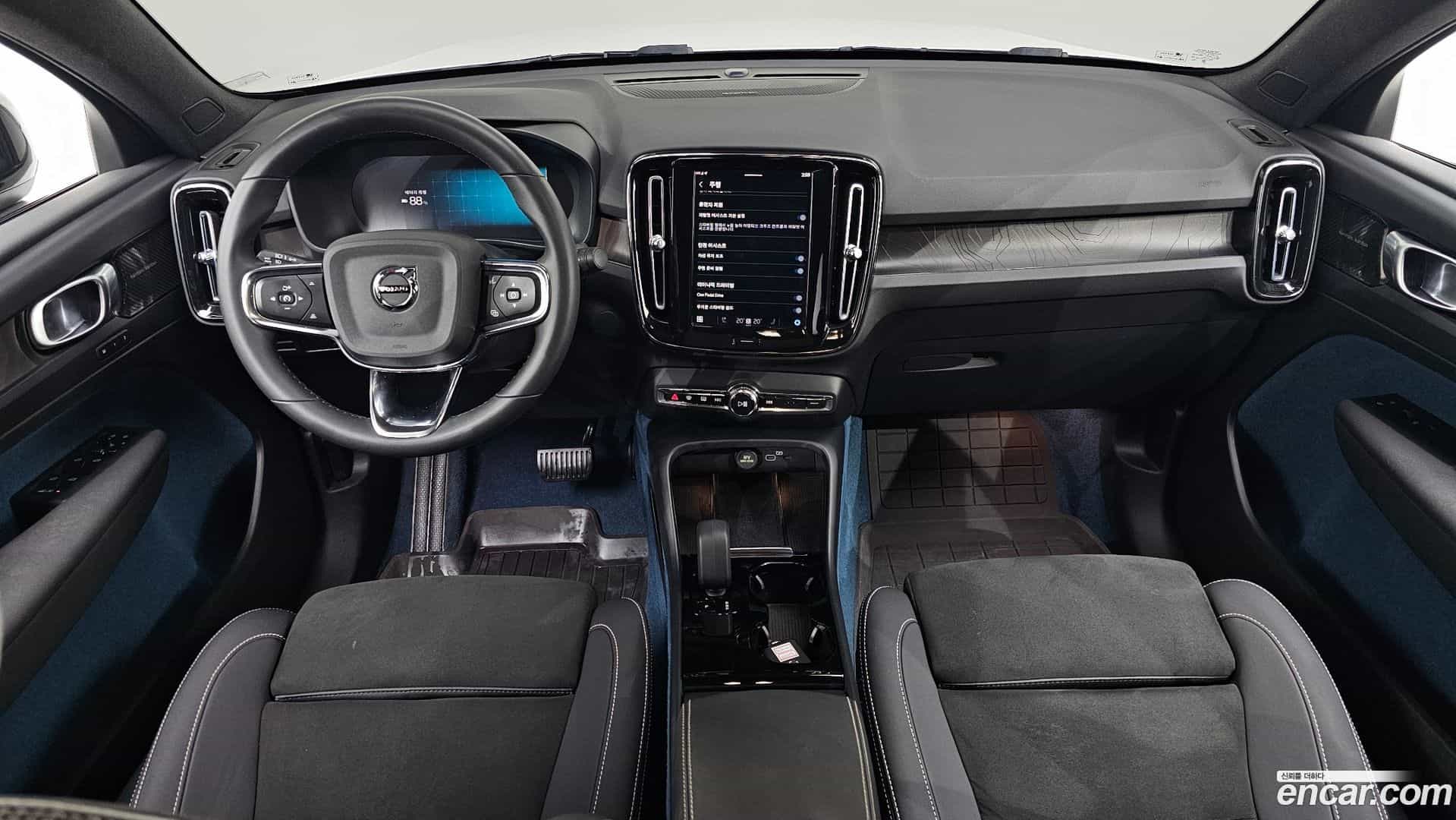 C40 Volvo 2022.8-INNER-007