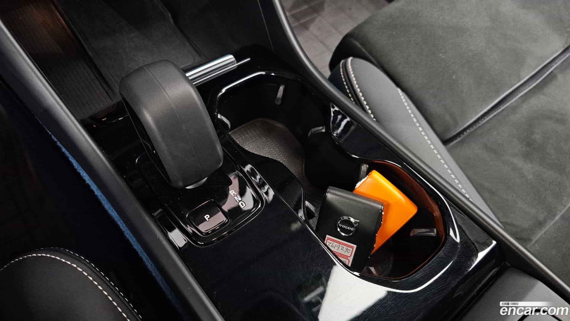 C40 Volvo 2022.8-INNER-009