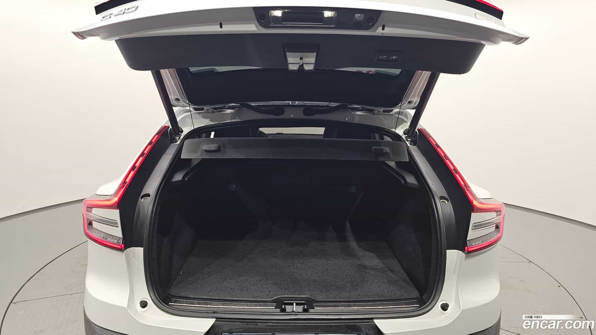 C40 Volvo 2022.8-OPTION-024