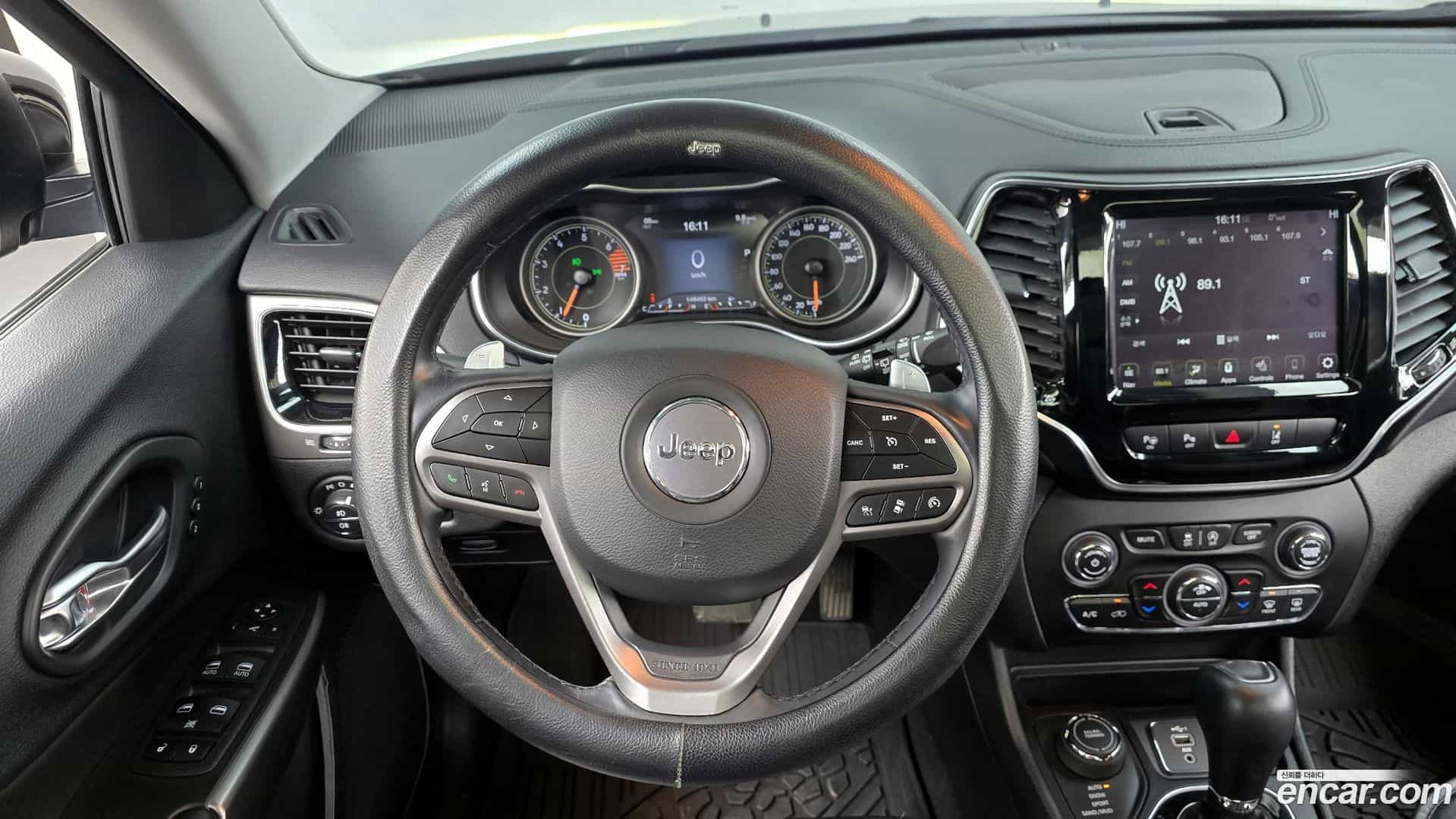 Cherokee Jeep 2020.5-OPTION-017