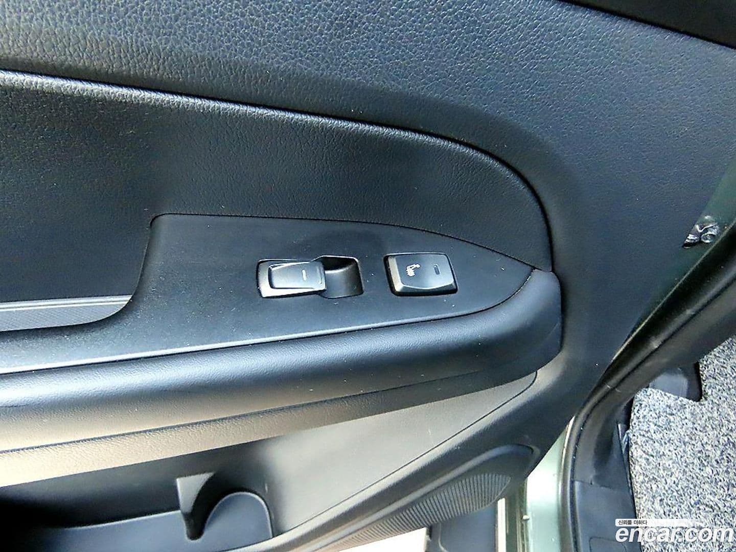 Main__Slider__Photo:Rexton KG_Mobility_Ssangyong 2023.3-17