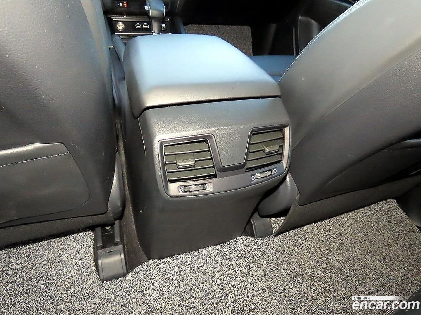 Main__Slider__Photo:Rexton KG_Mobility_Ssangyong 2023.3-18