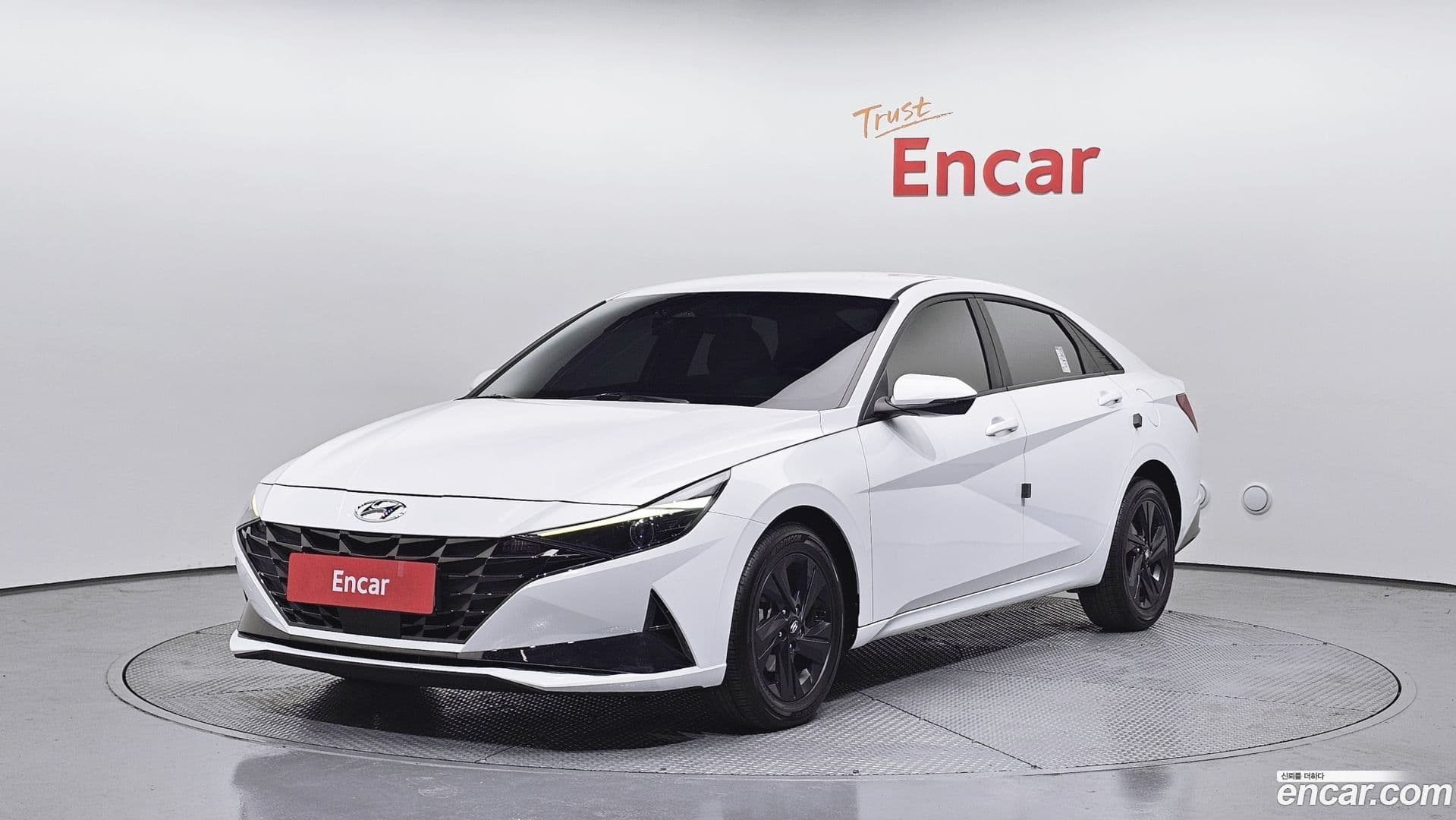 Main__Slider__Photo:AVANTE Hyundai 2022.5-0