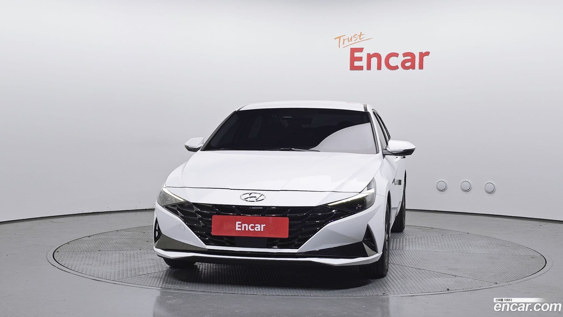 Main__Slider__Photo:AVANTE Hyundai 2022.5-2