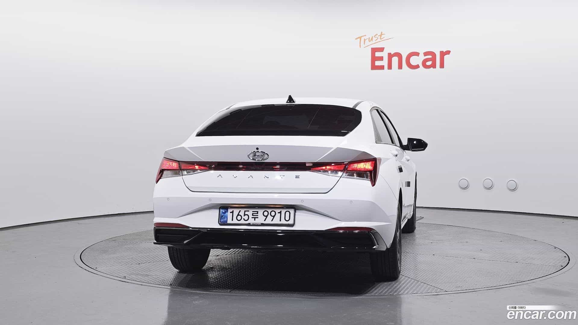 AVANTE Hyundai 2022.5-OUTER-004