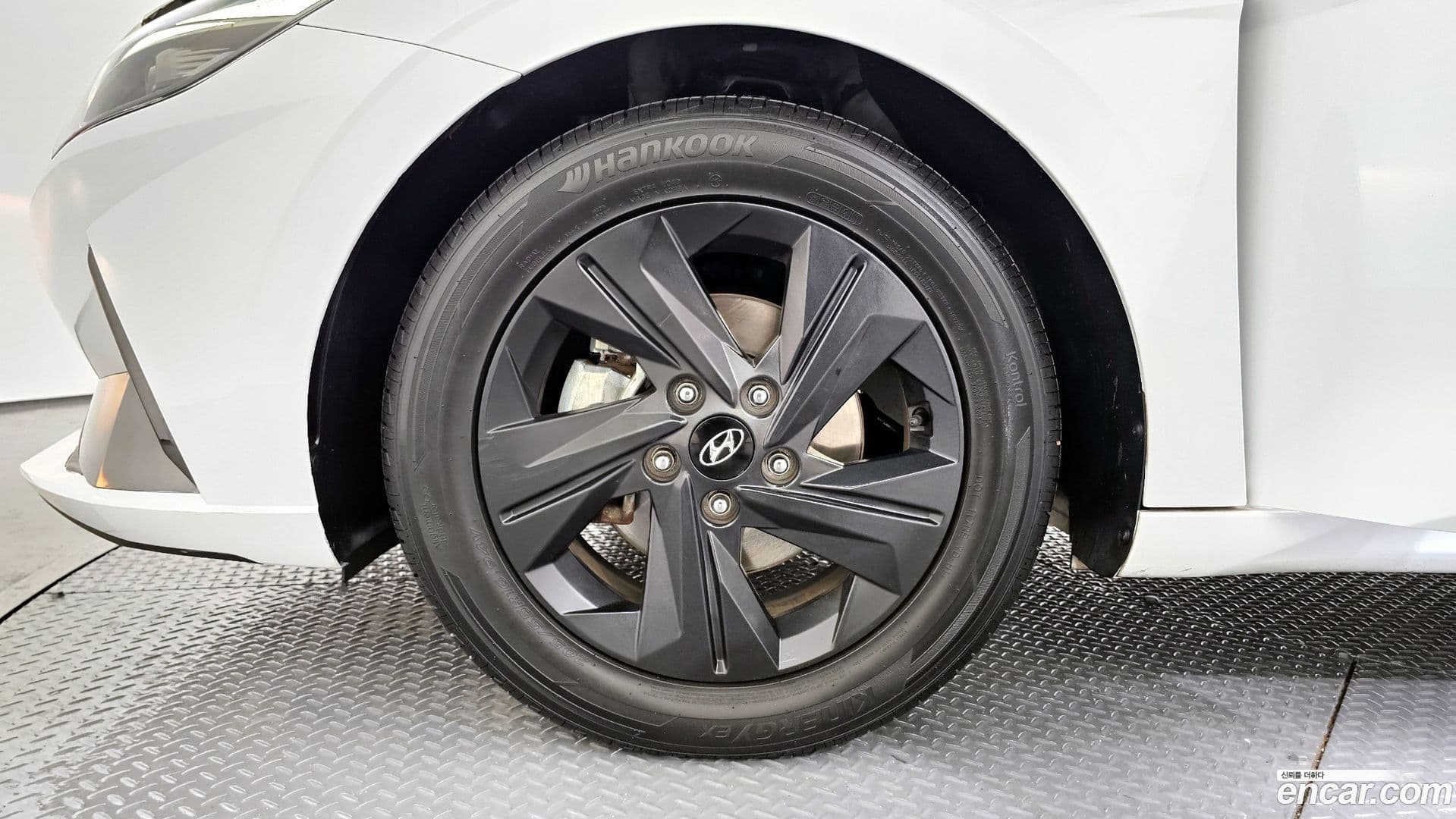 Main__Slider__Photo:AVANTE Hyundai 2022.5-4