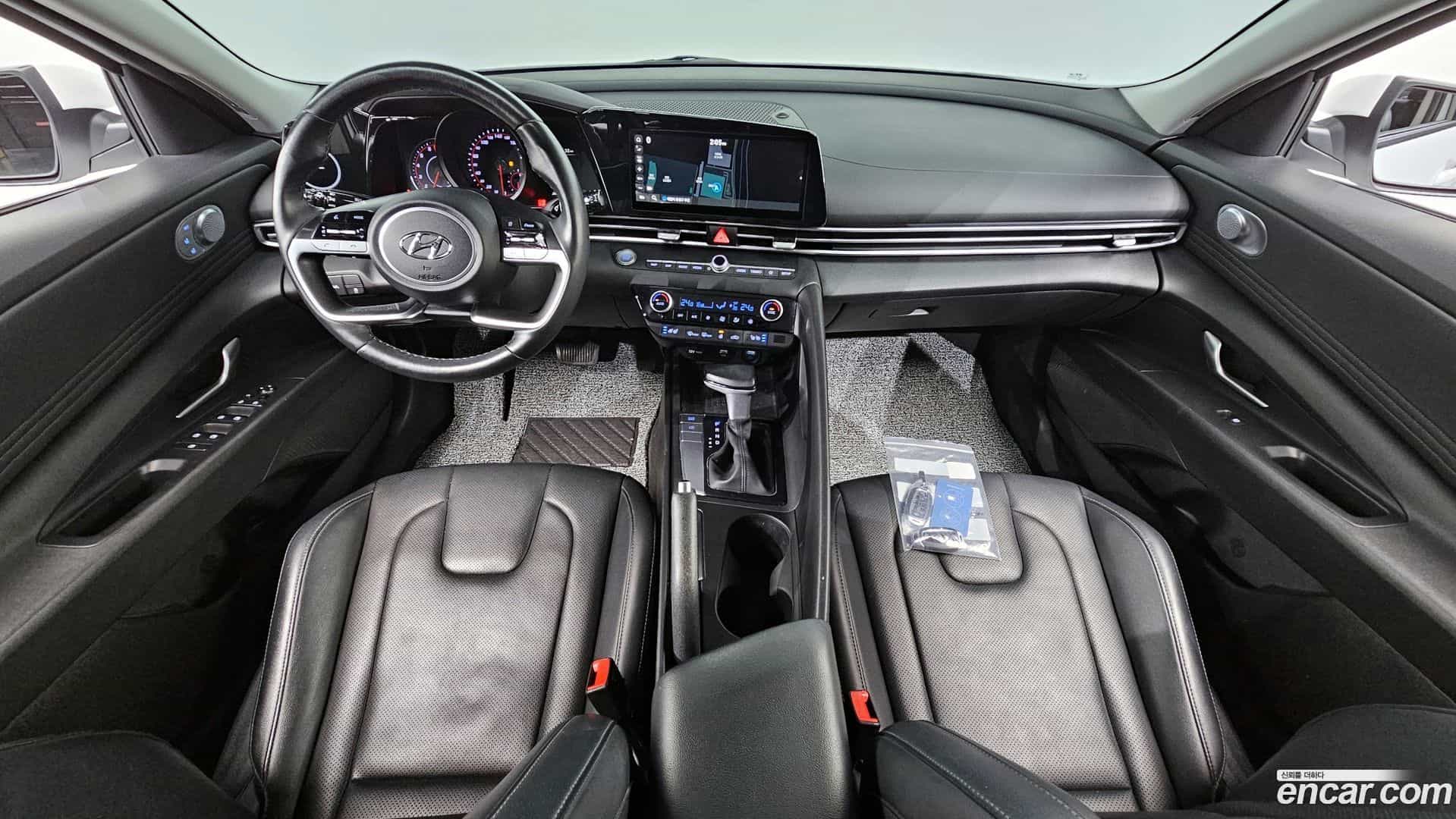 AVANTE Hyundai 2022.5-INNER-007