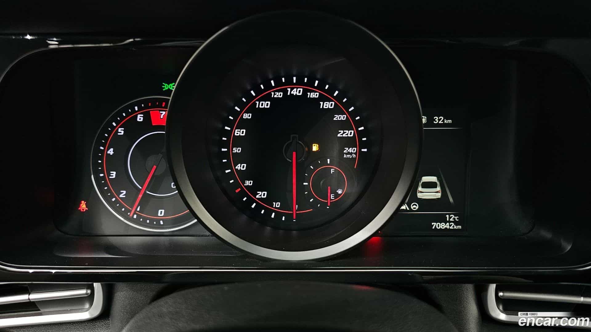 AVANTE Hyundai 2022.5-INNER-008