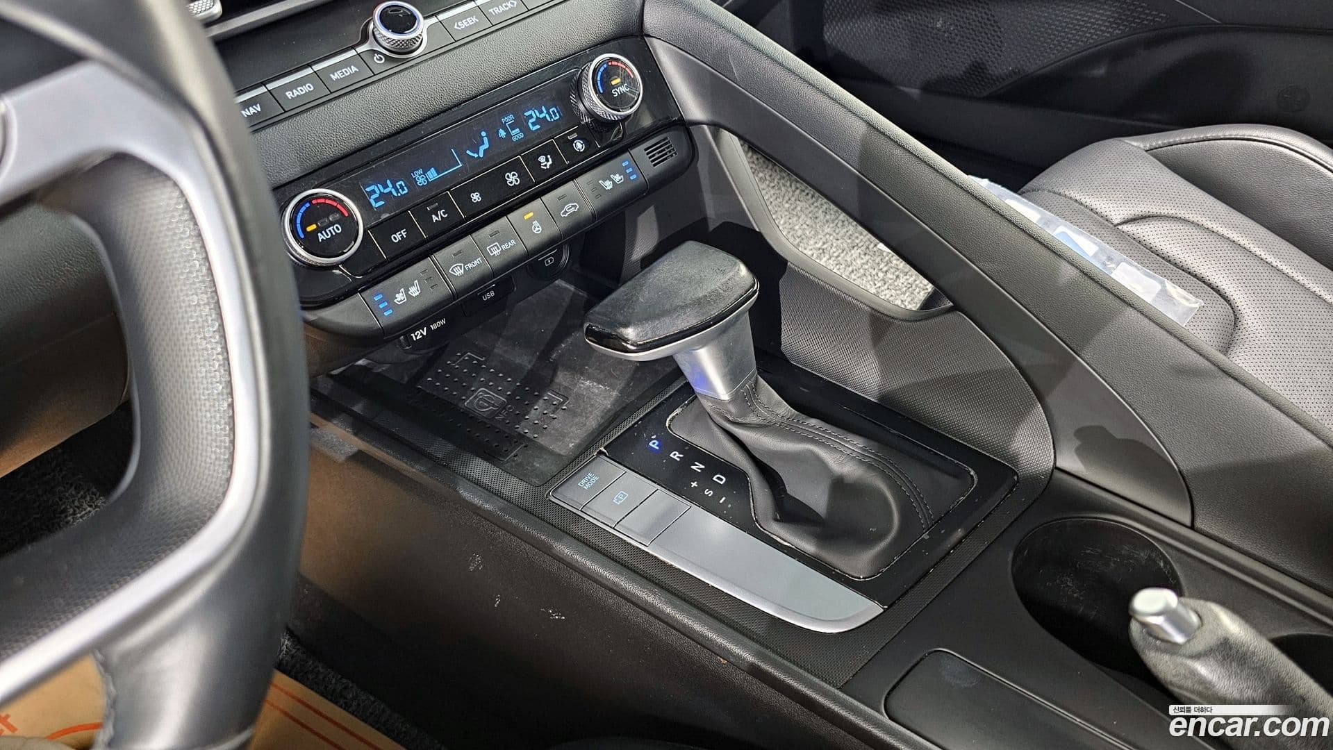 Main__Slider__Photo:AVANTE Hyundai 2022.5-8