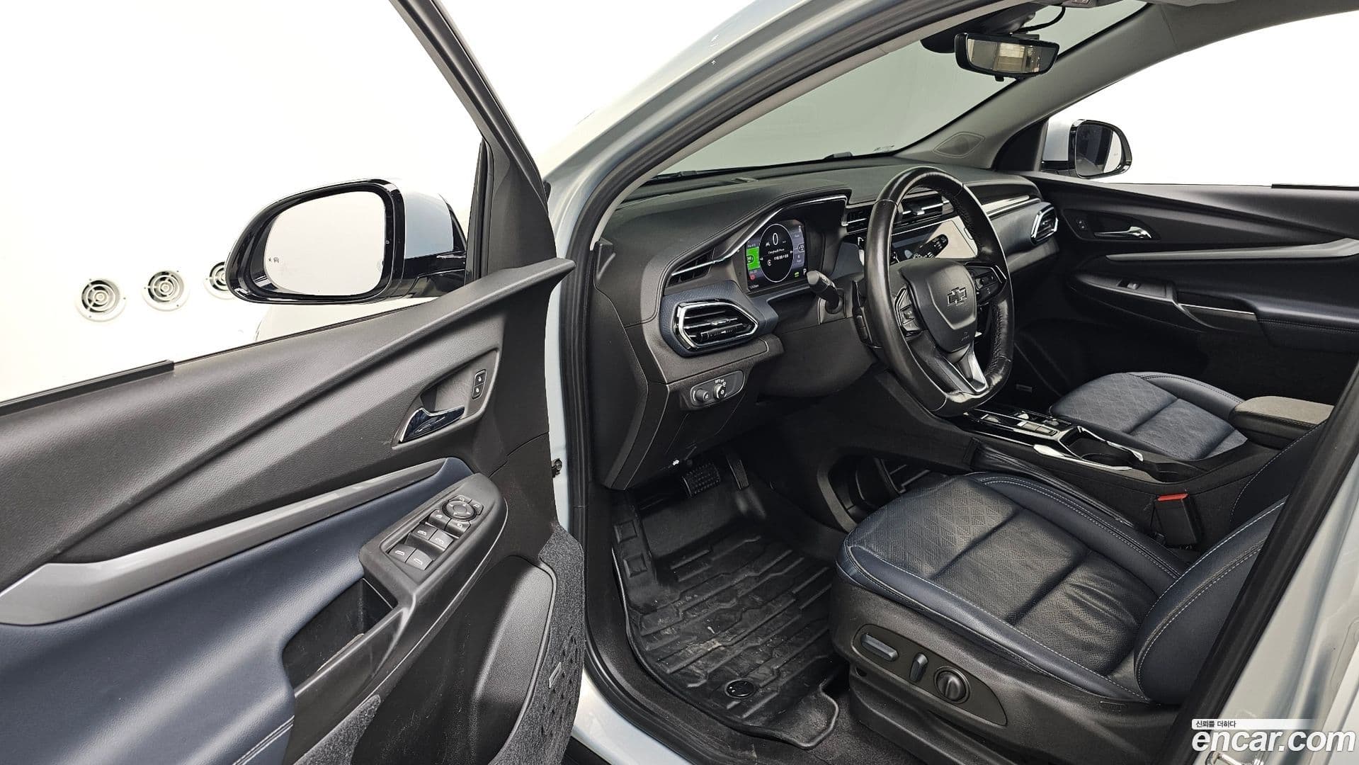 Main__Slider__Photo:볼트 EUV ChevroletGMDaewoo 2022.8-9