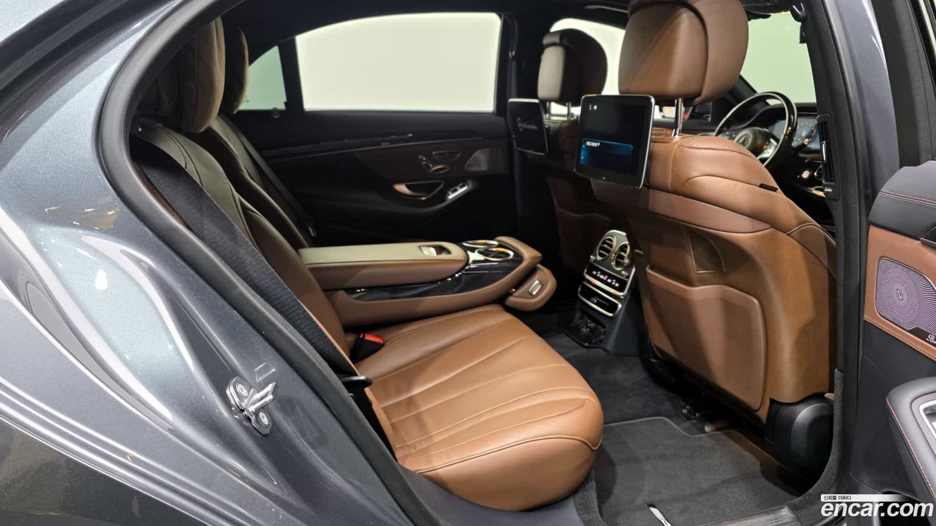 S-Class Mercedes-Benz 2020.11-OPTION-016