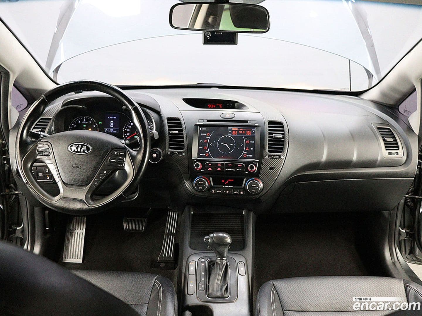 Main__Slider__Photo:K3 Kia 2014.7-15